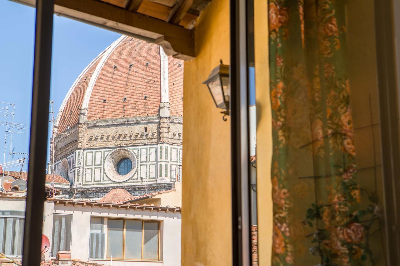 Typical Florentine Apartment Флоренция Экстерьер фото