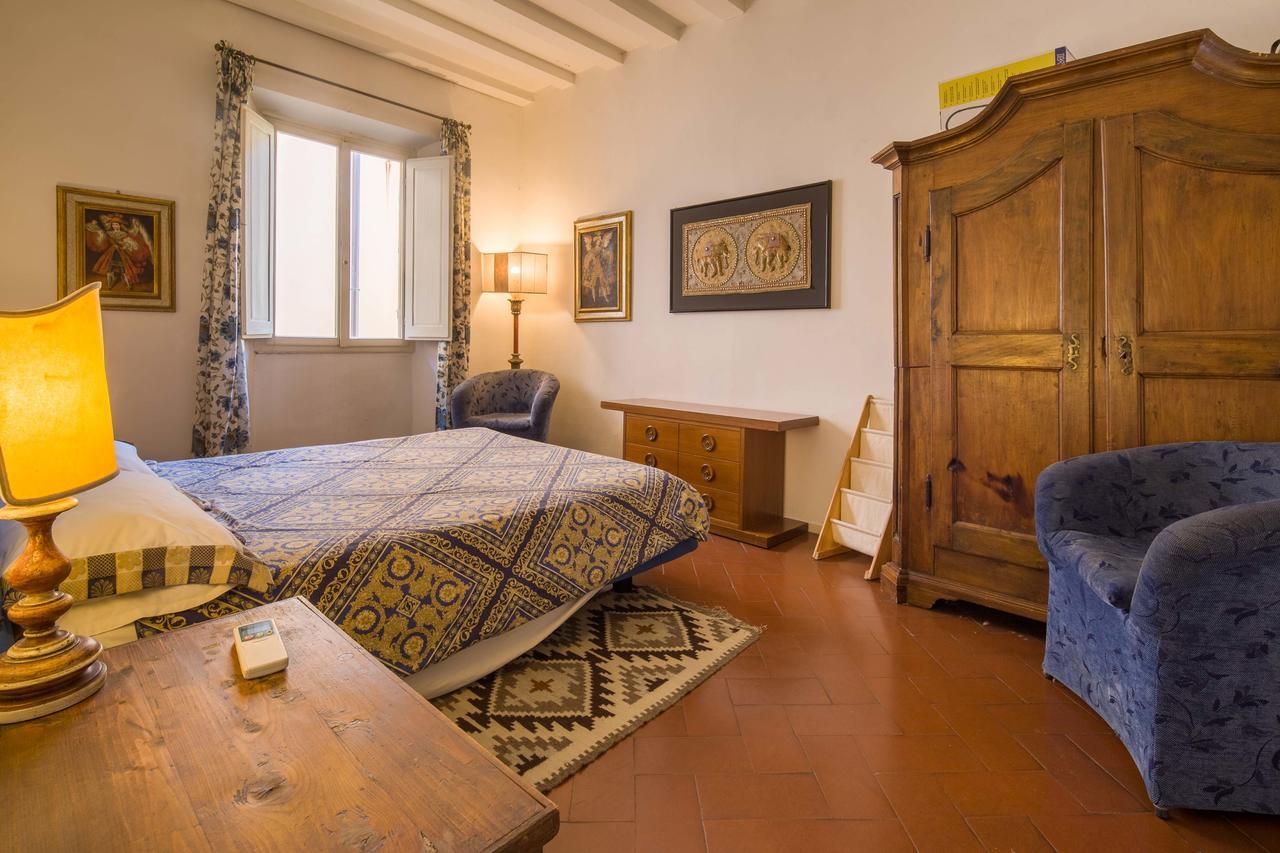 Typical Florentine Apartment Флоренция Экстерьер фото